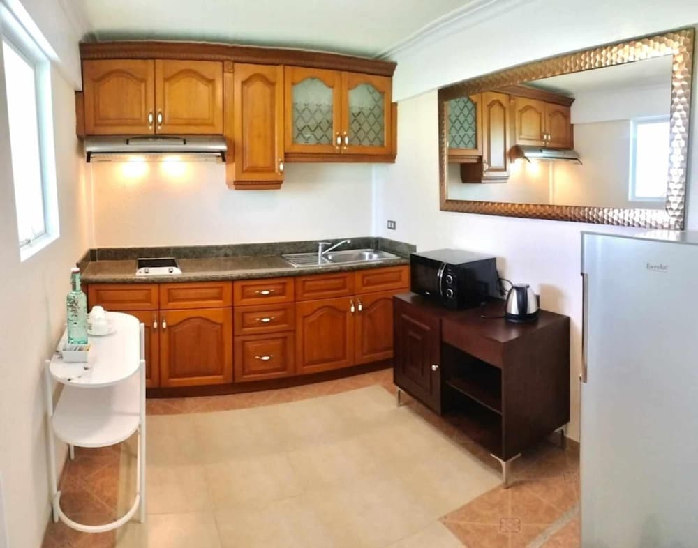 Monaco Suites De Boracay 4/44