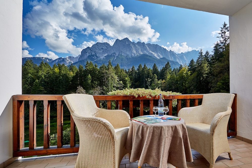 HOTEL AM BADERSEE 59/64