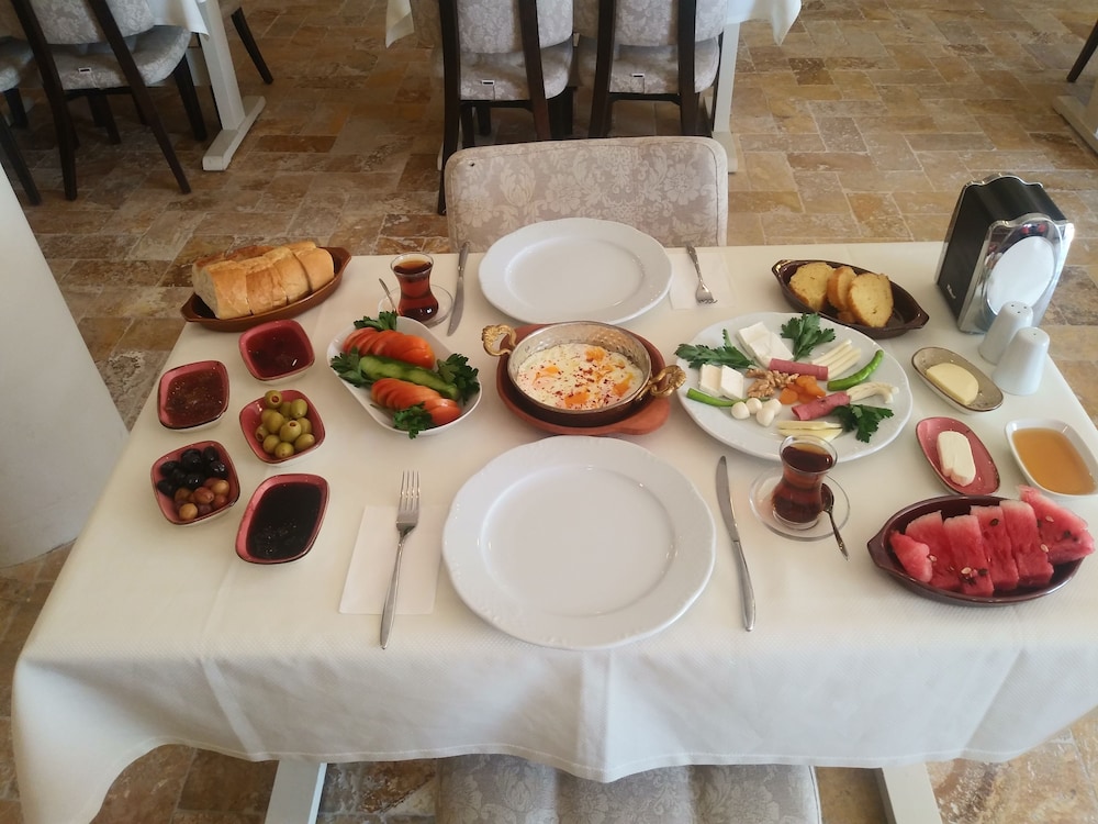 Crassus Cave Hotel 34/50