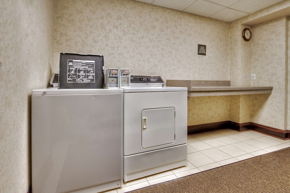 Hampton Inn Marion, NC 12/28