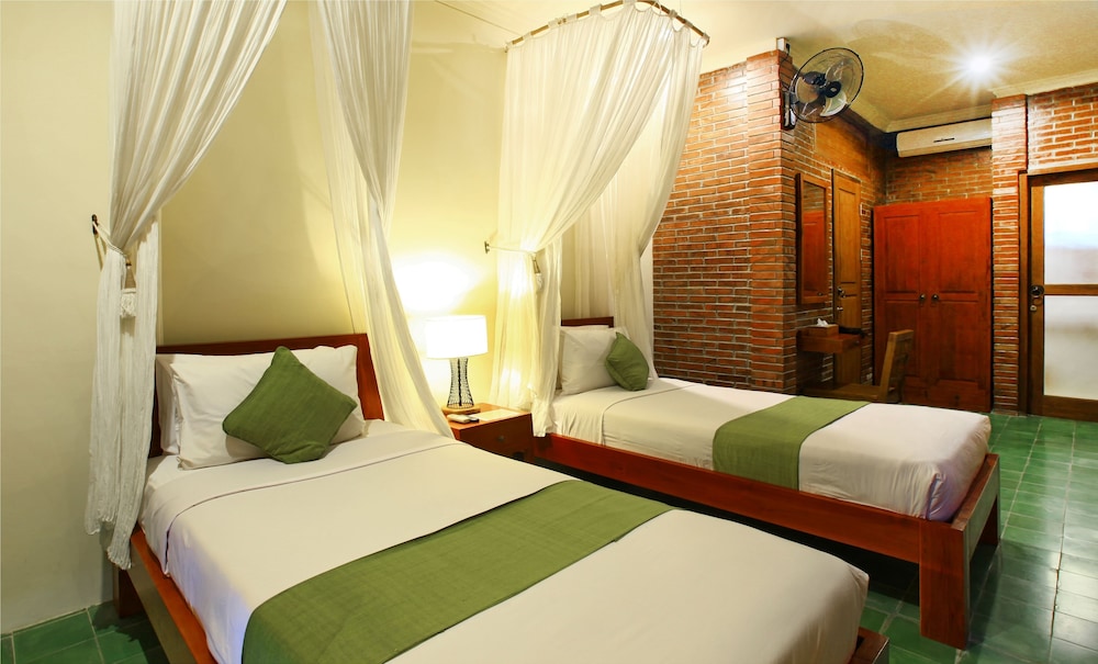 2 Bedrooms, Duplex, Villa, King and Twin Beds، Ubud Heaven Penestanan 7/10