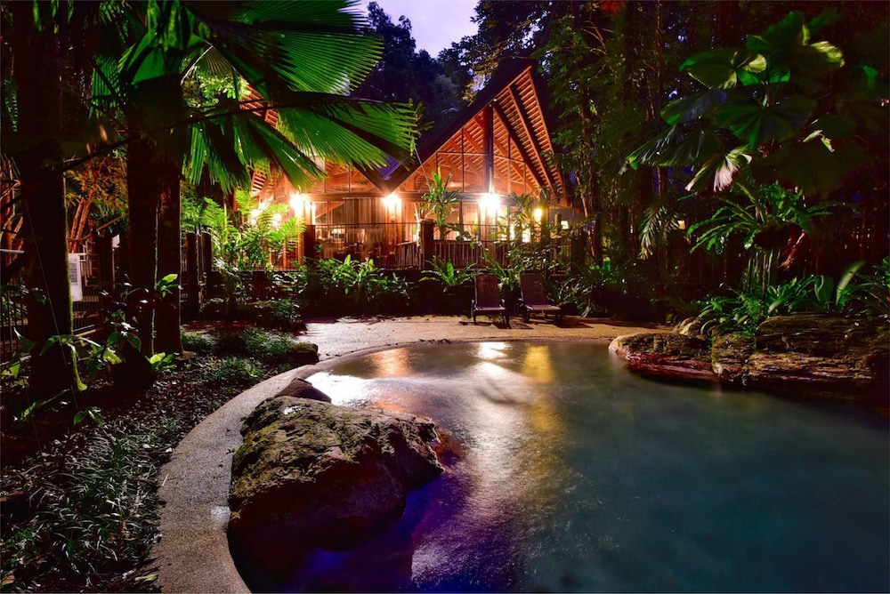 Ferntree Rainforest Lodge 40/46