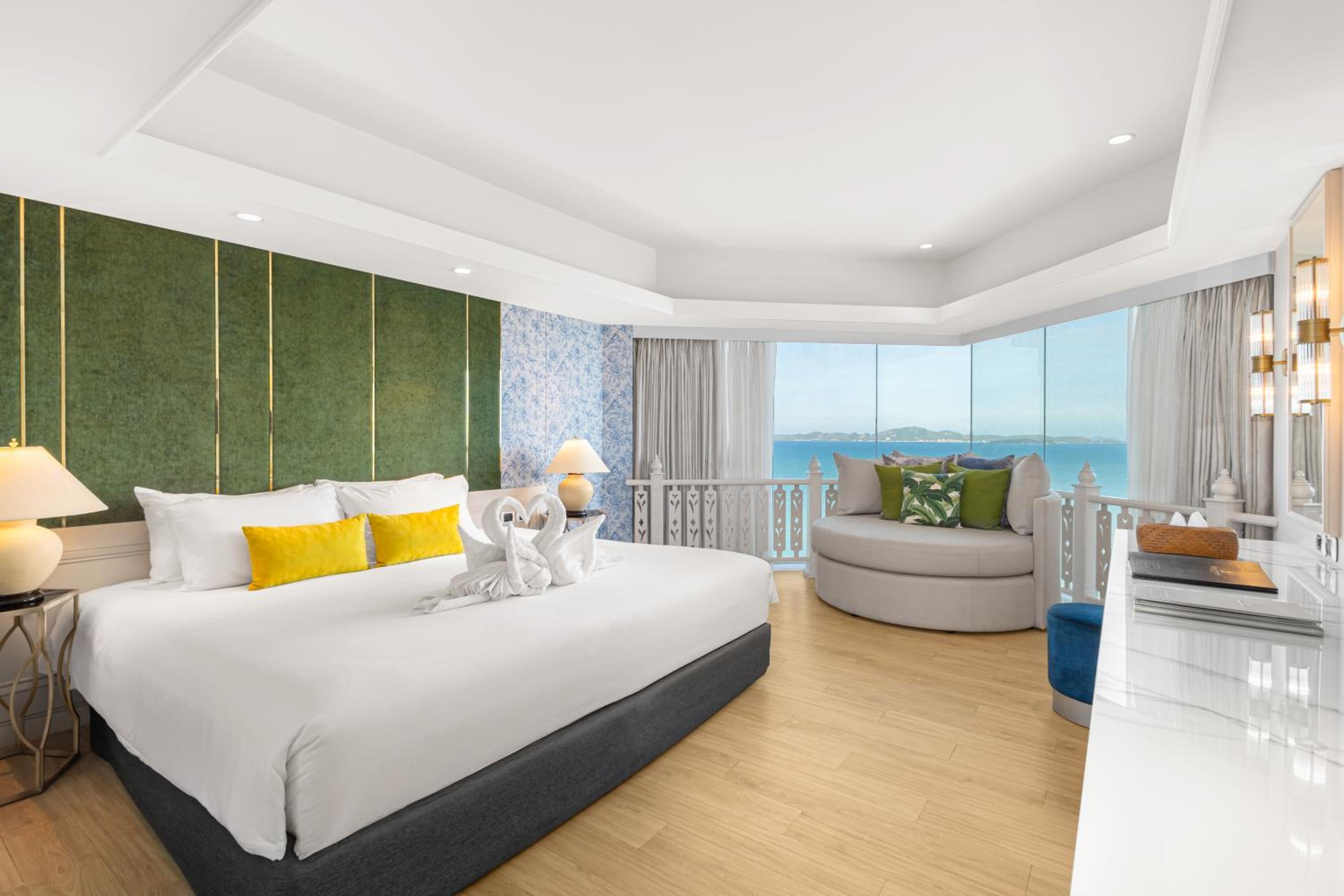 2 Bedrooms, Theme, Thai, Modern, Suite