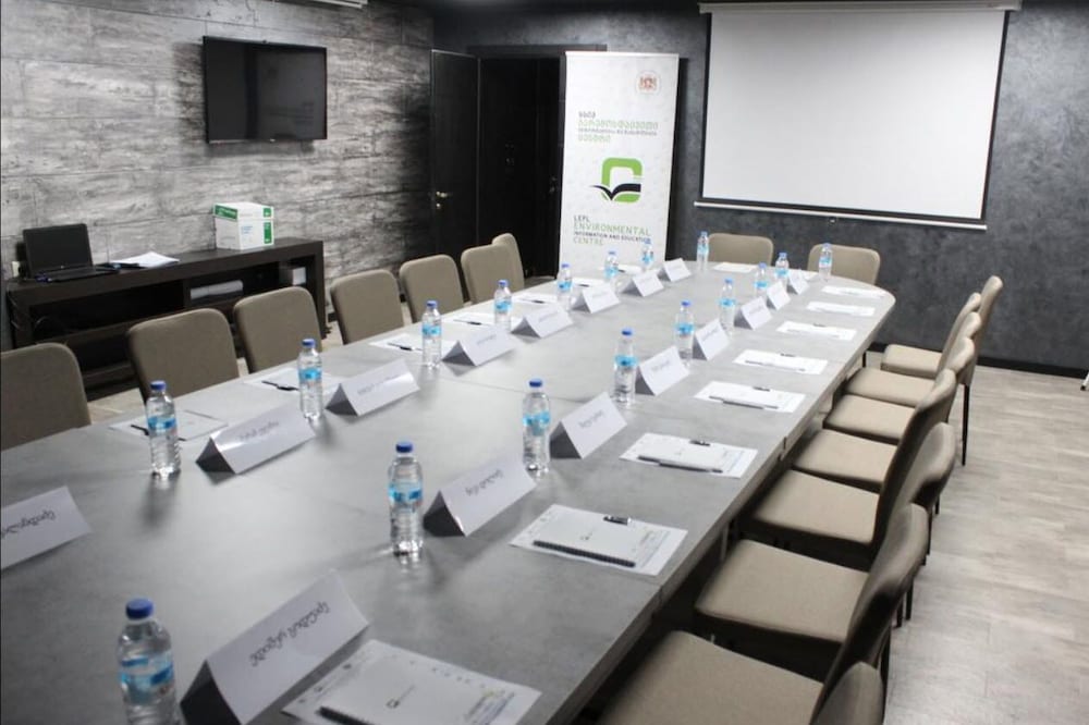 West Tower Hotel Kutaisi 13/25