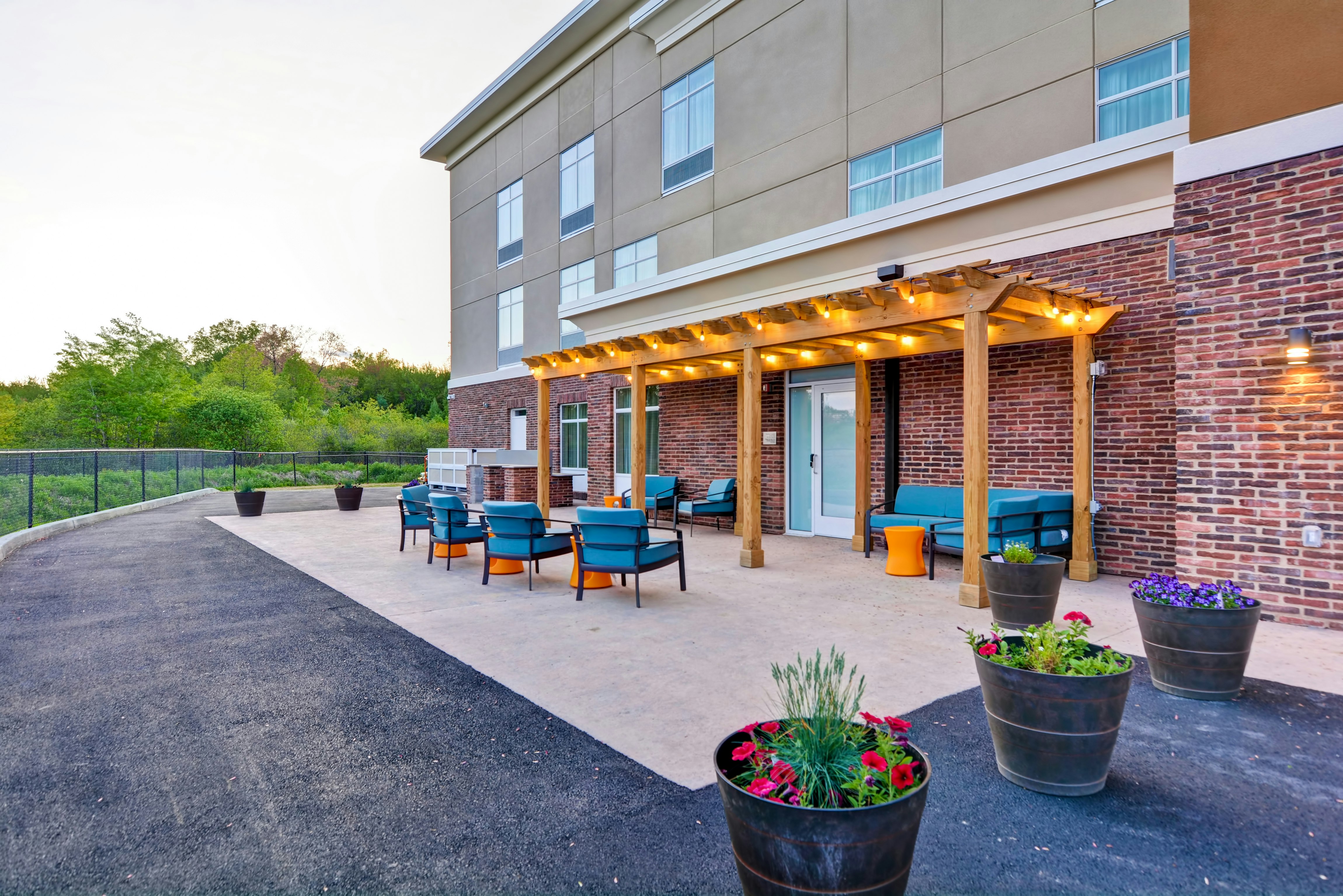 Homewood Suites by Hilton Hadley Amherst 23/26