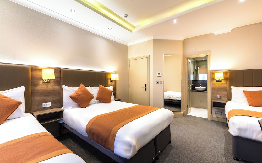 Sidney Hotel 12/44