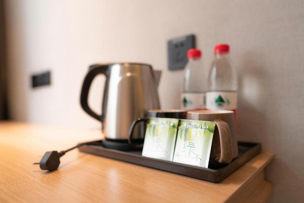 GreenTree Inn Express Hefei Yaohai Wanda Minghuang Road 29/38