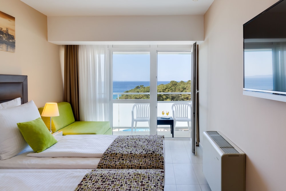 Hotel Pinija 25/79