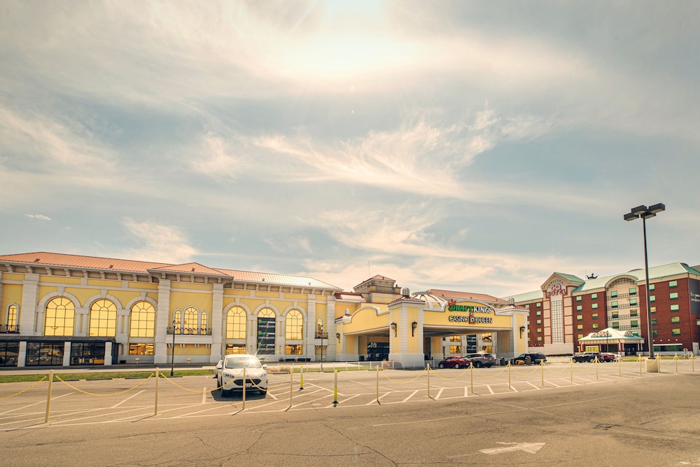 Casino Queen Hotel 2/50
