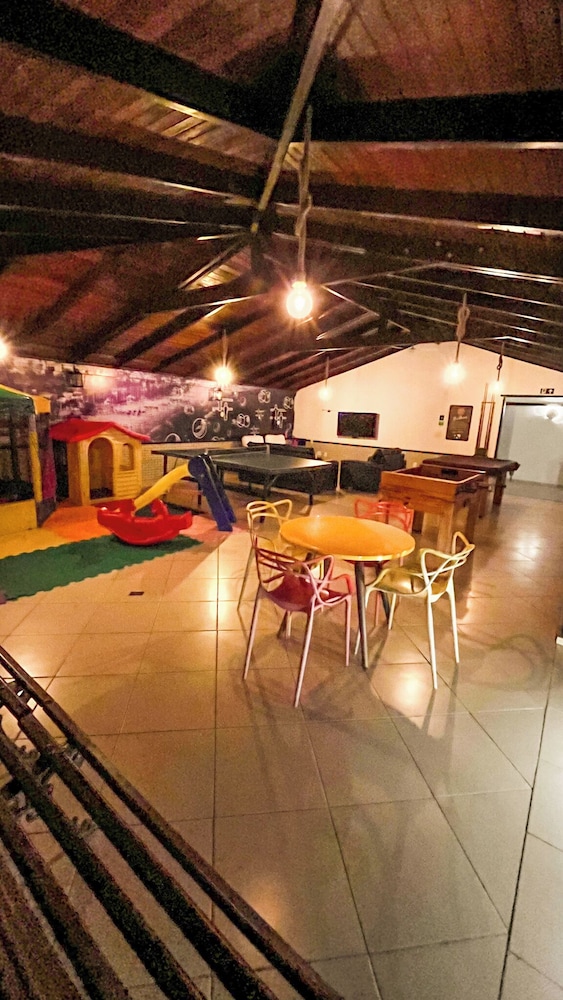 Hotel Ilhas da Grécia 79/85