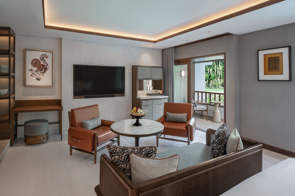 The Laguna A Luxury Collection Resort And Spa 24/55