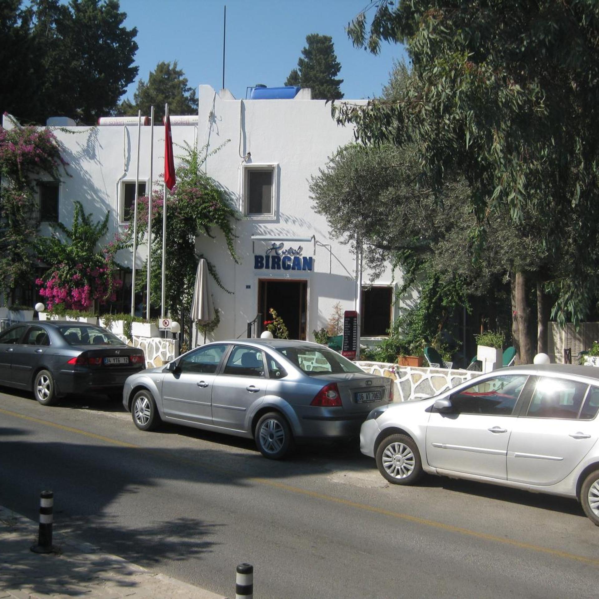 Bircan Hotel 35/56