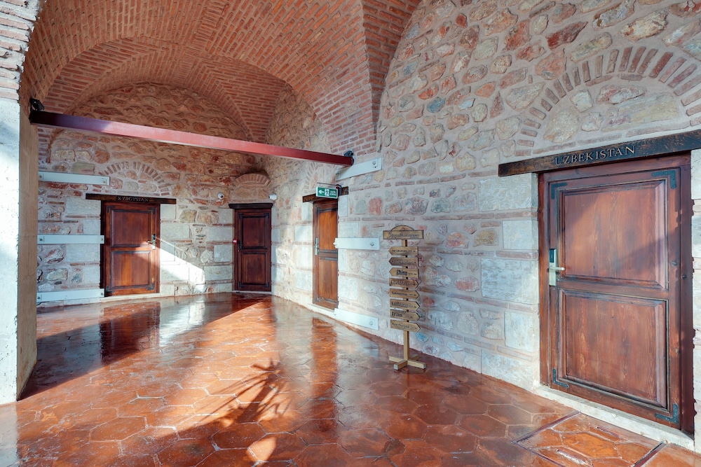 Silk Road Museum Hotel 20/50