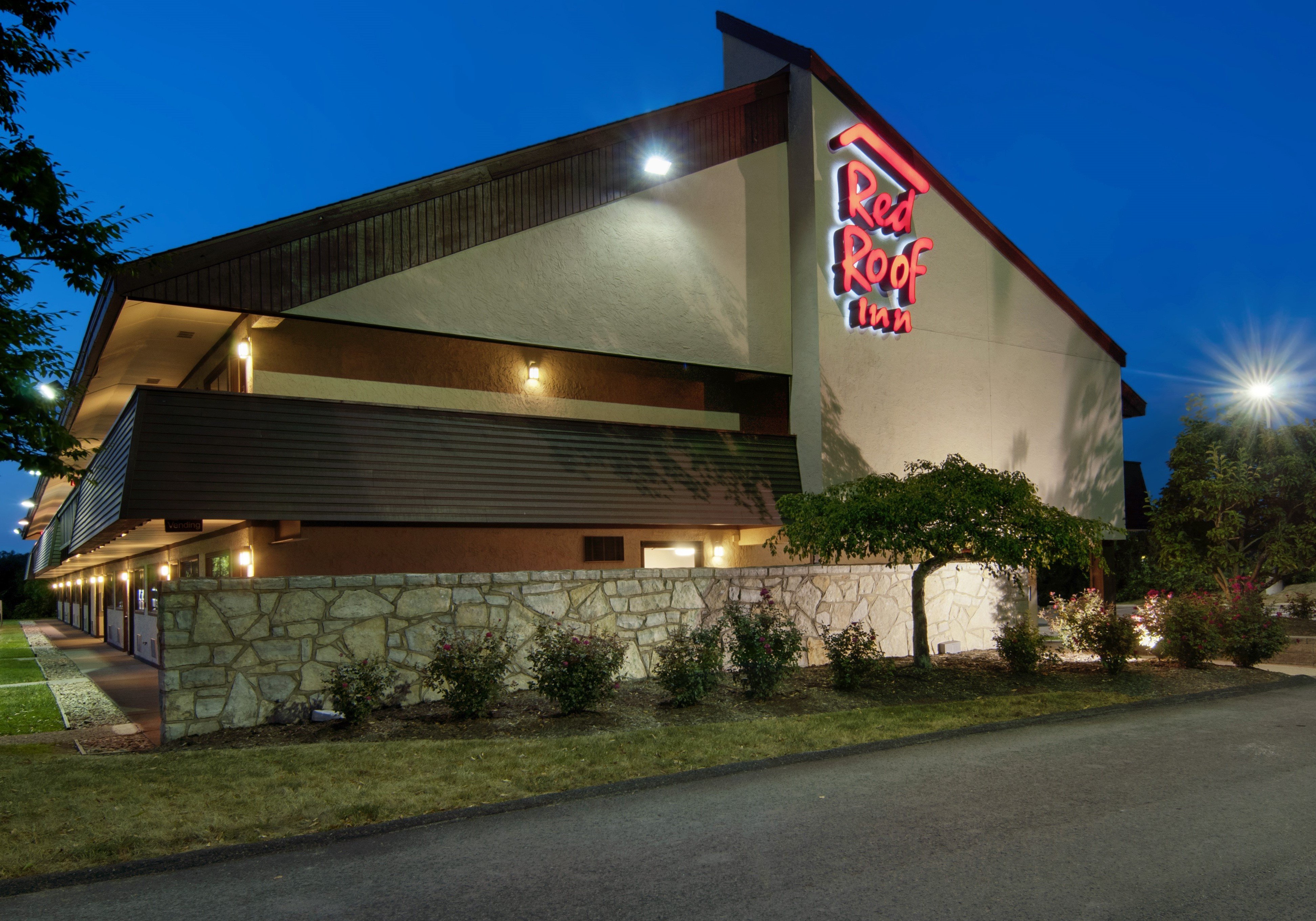 Red Roof Inn Fairmont 2/22