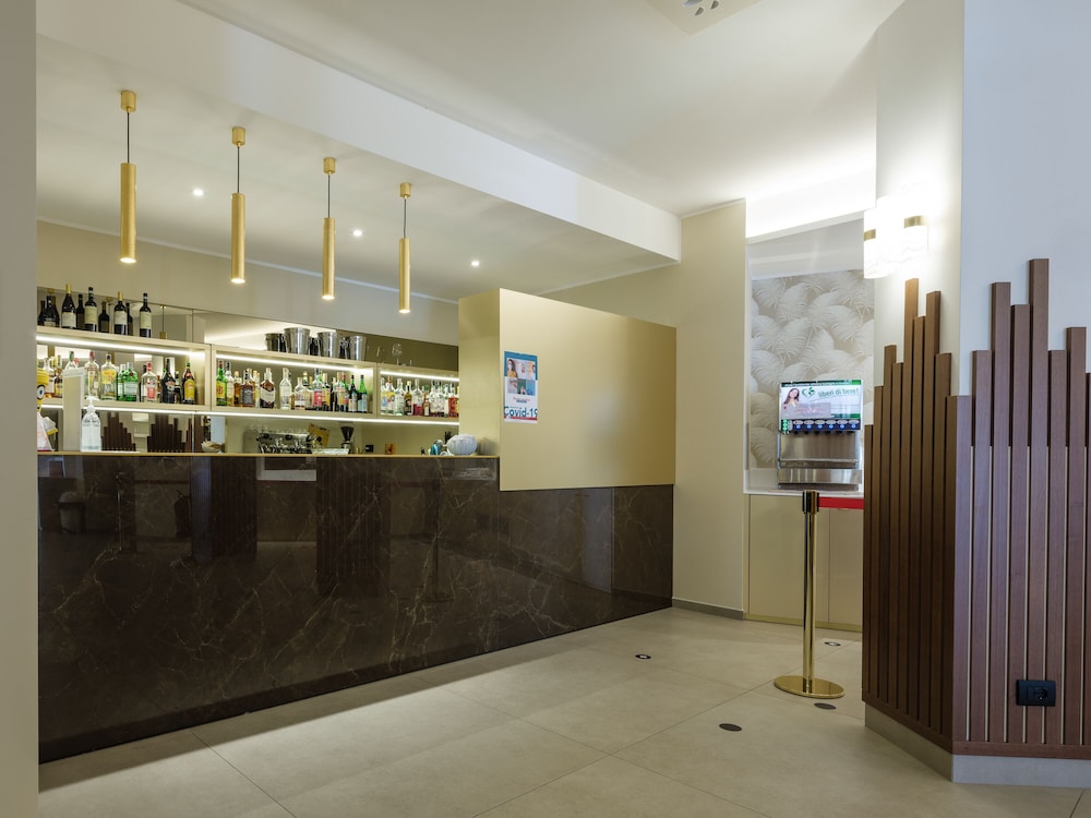 Leonardo Da Vinci Hotel 17/73