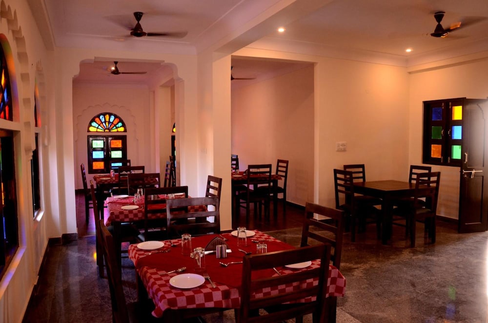 Moti Mahal - A Heritage Haveli 30/42