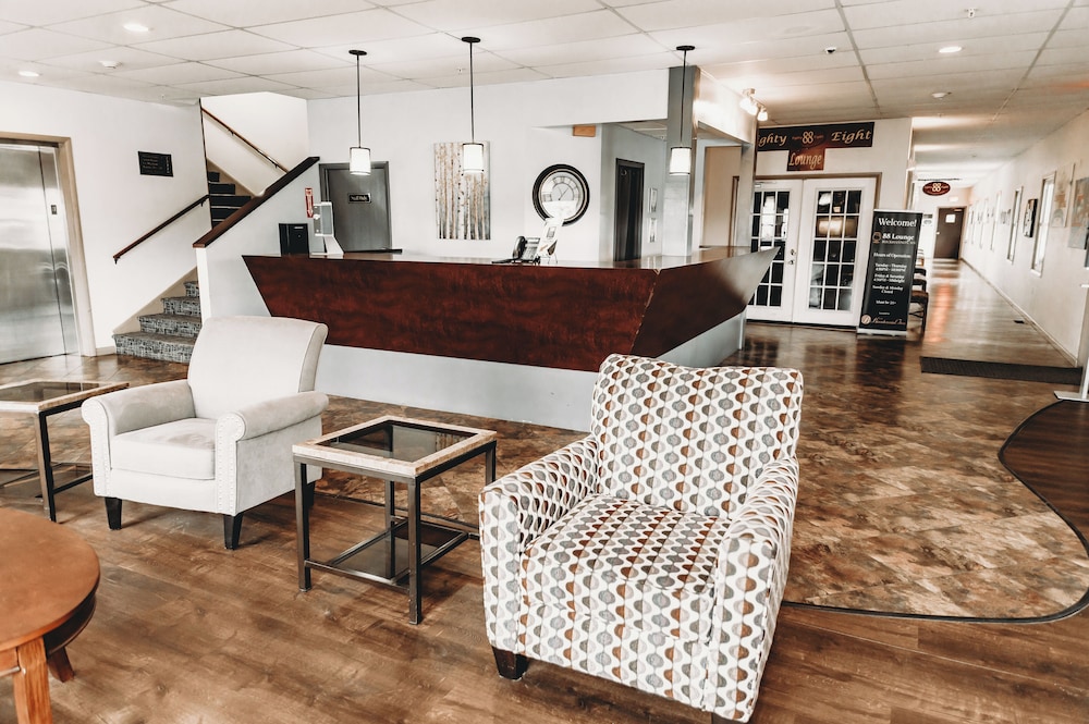 The Bicentennial Inn 12/60