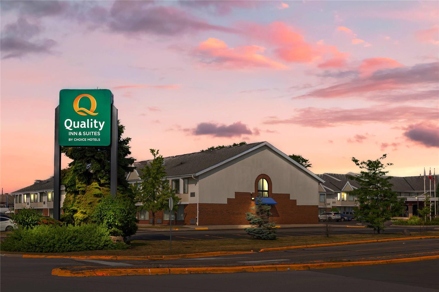 Quality Inn and Suites Brampton 9/47