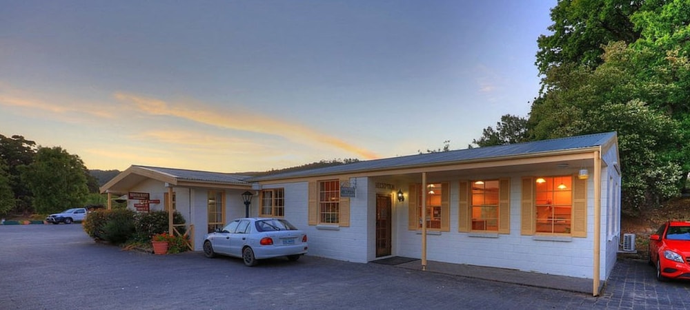 PORT ARTHUR MOTOR INN 1/37