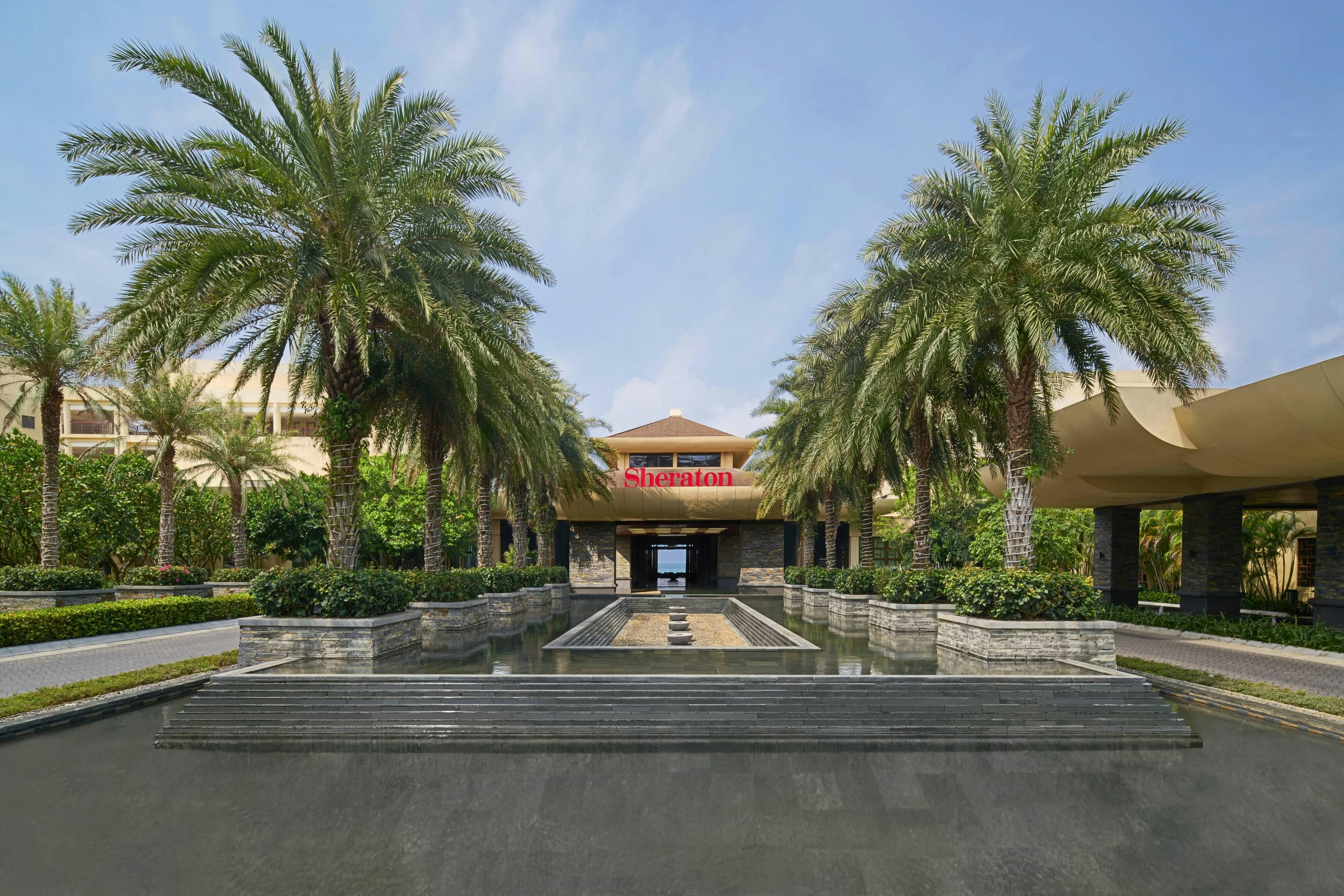 Sheraton Shenzhou Peninsula Resort Wanning Hainan 10/12