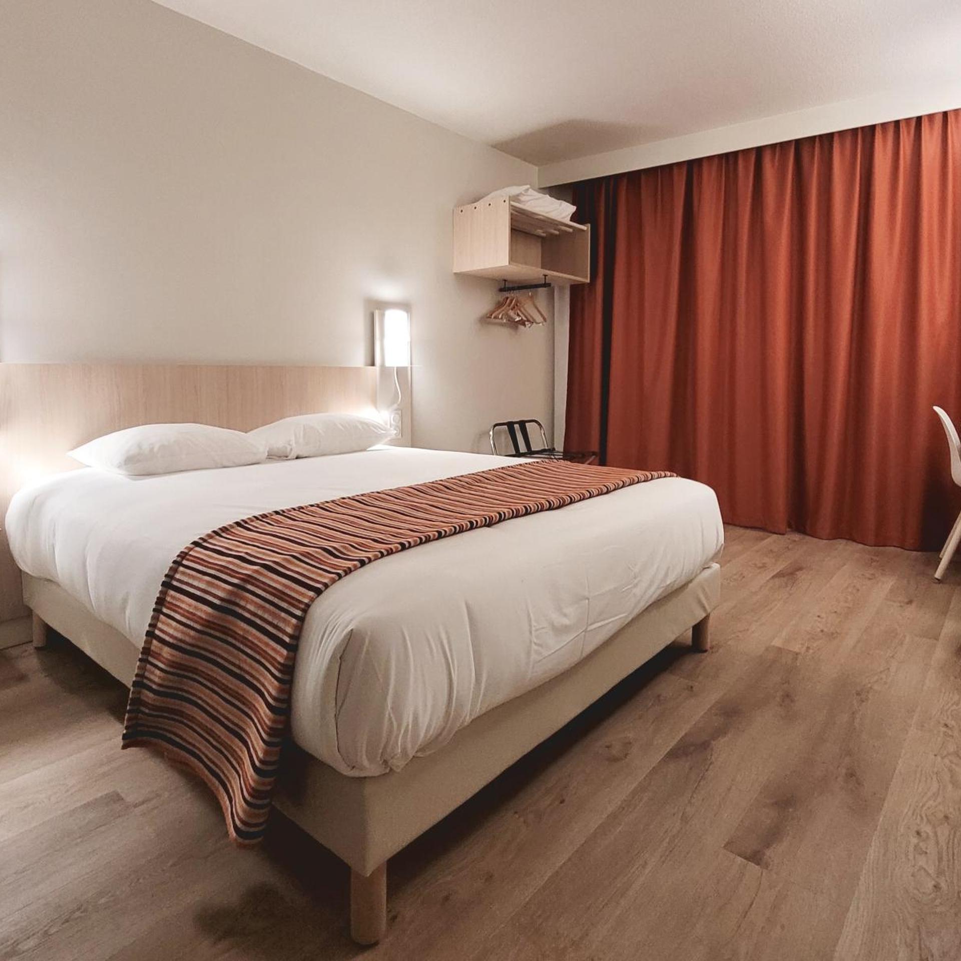 غرفة ديلوكس بسرير كينج، INTERHOTEL ESPACE CITE 5/8