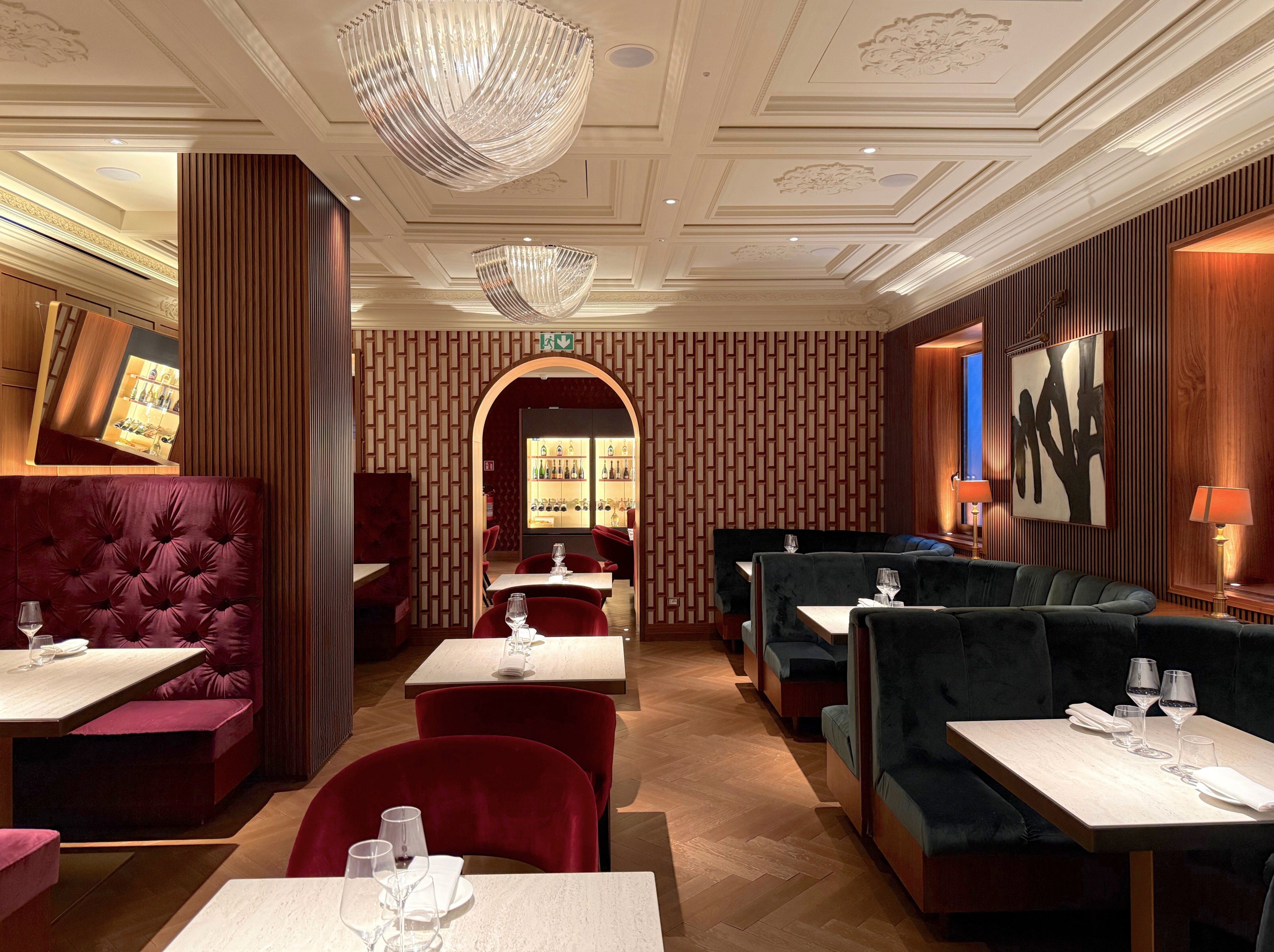 Intercontinental Hotels Rome Ambasciatori Palace 32/48