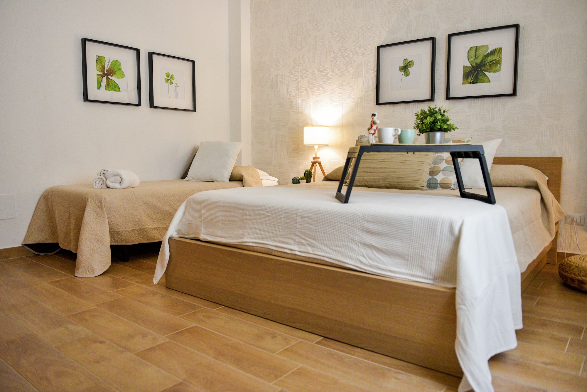 SUPERIOR, DOUBLE BED