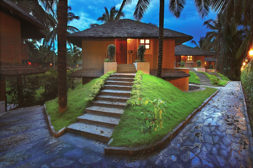 Coco Lagoon By Great Mount Resort 36/42