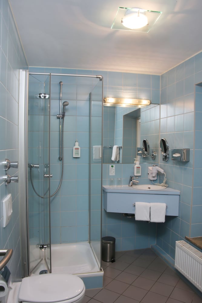 Helvetia Hotel Munich City Center 3/50