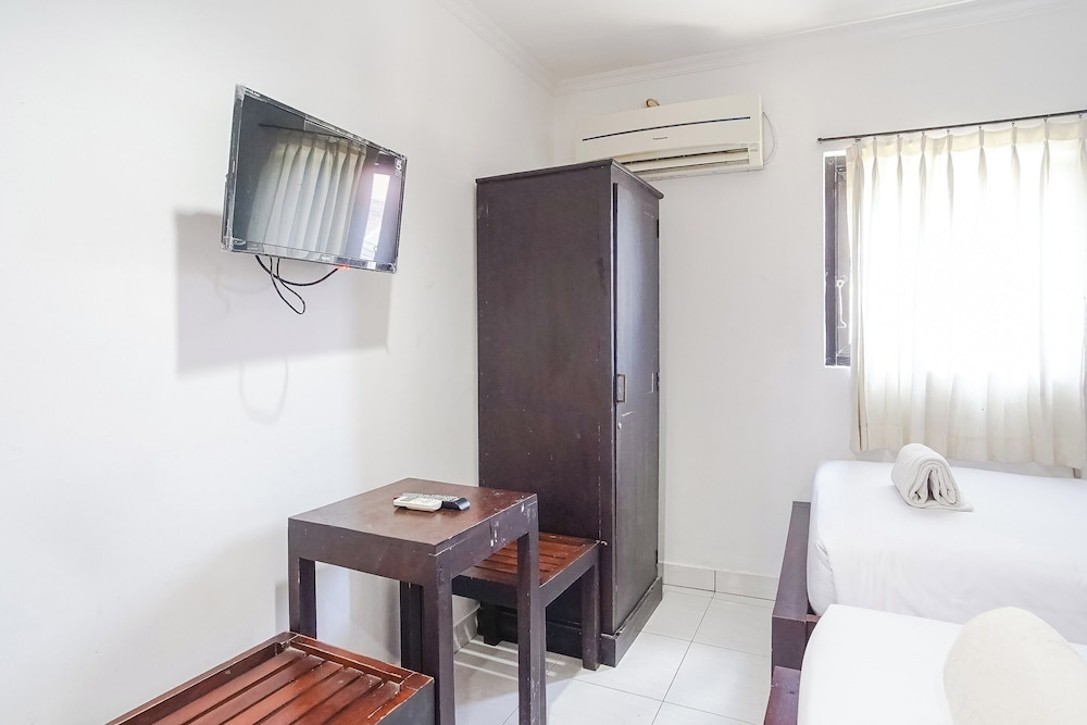 GANA INN LEGIAN 23/25