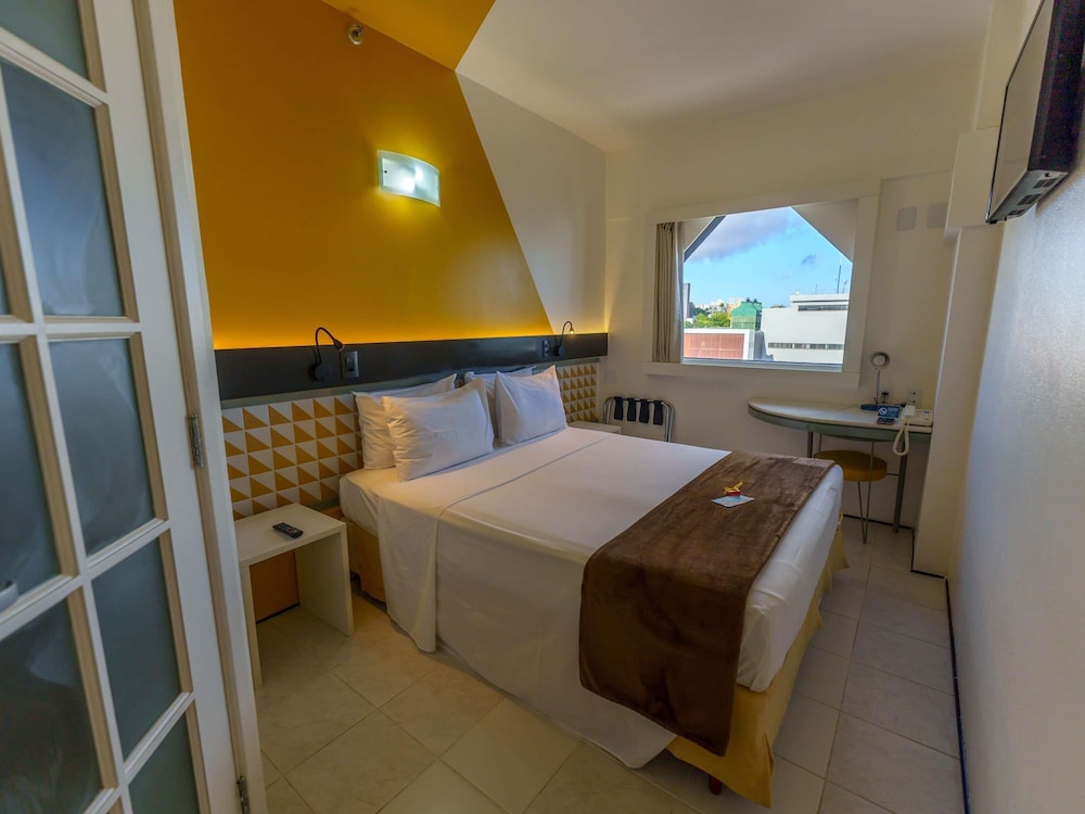 Standard, Twin Beds, Accessible
