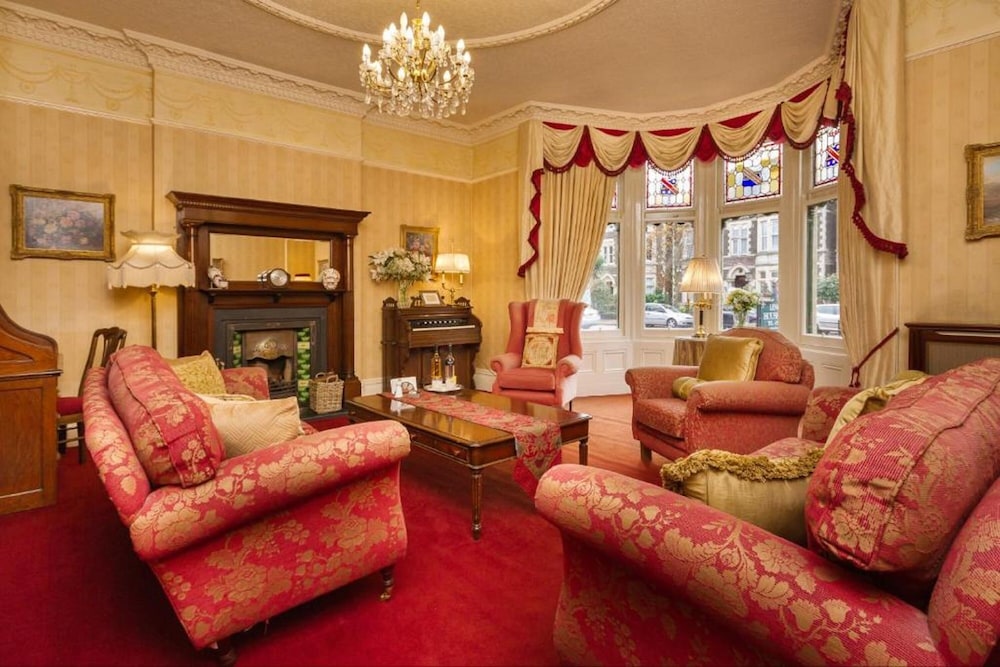 Lincoln House Hotel 47/67