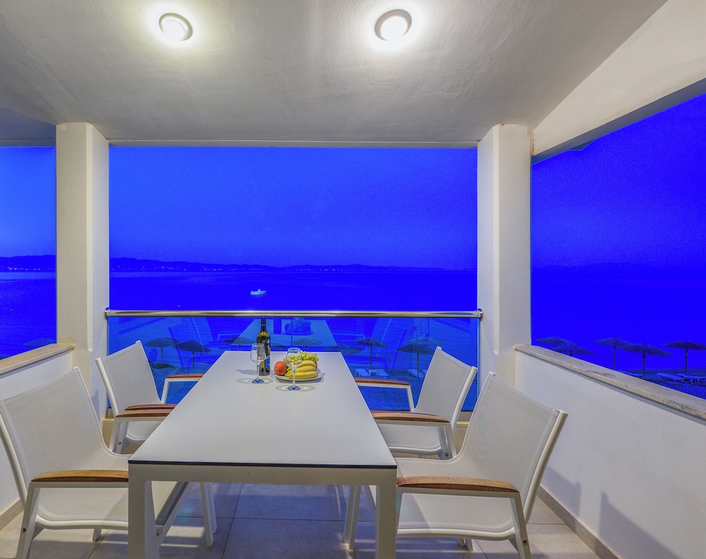 Elpiniki Luxury Apartments 50/66
