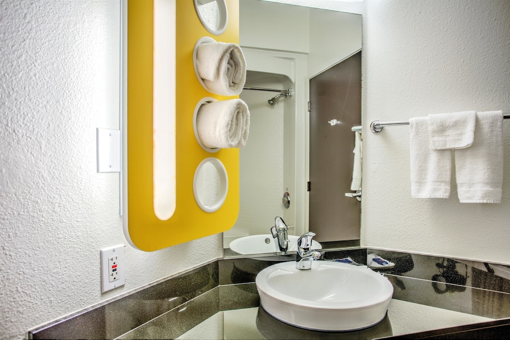 Motel6 Missoula, MT 26/65