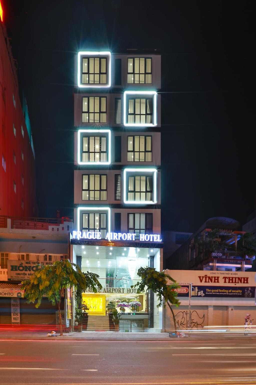 Prague Saigon Airport Hotel 2/29