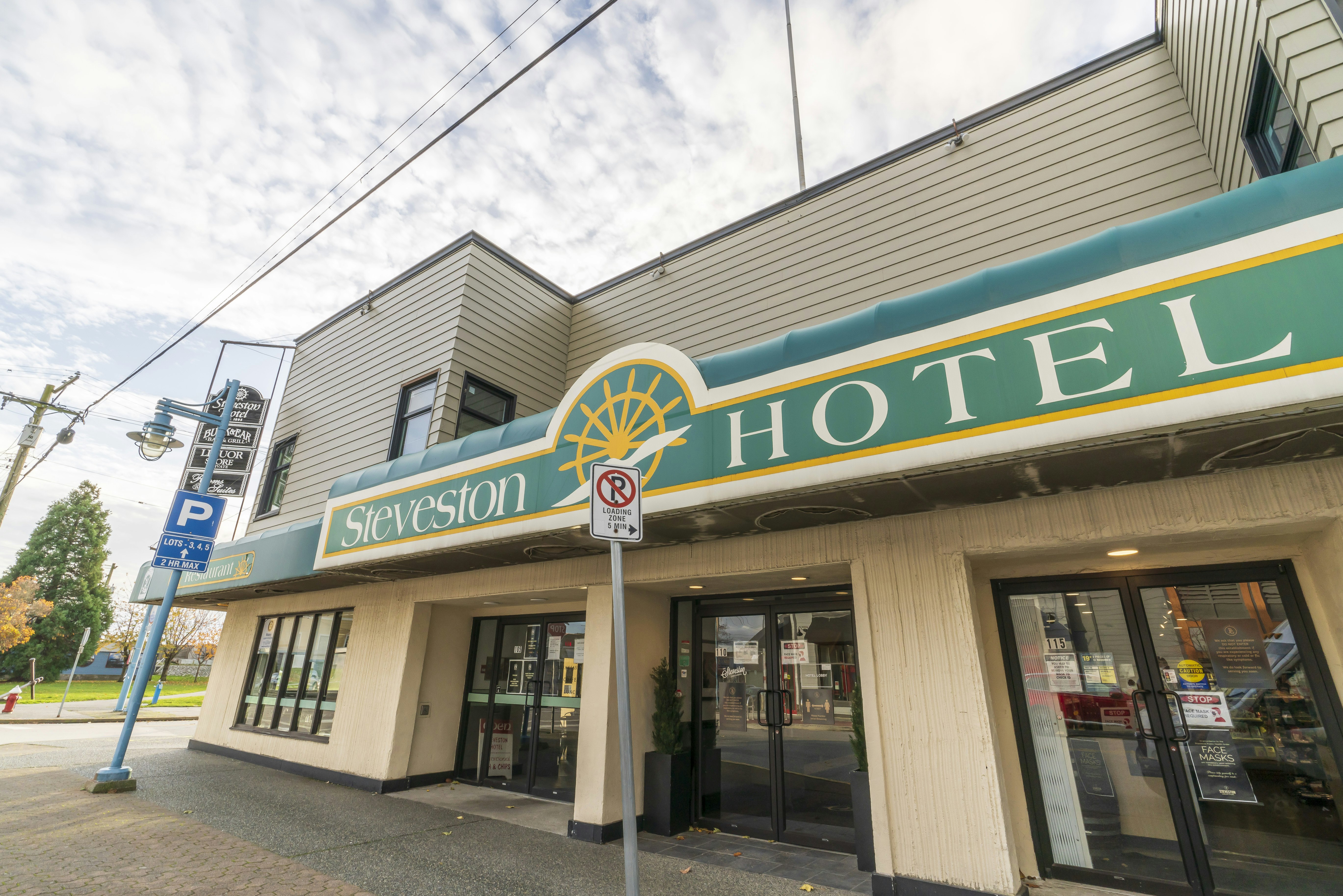 The Steveston Cafe & Hotel 2/56