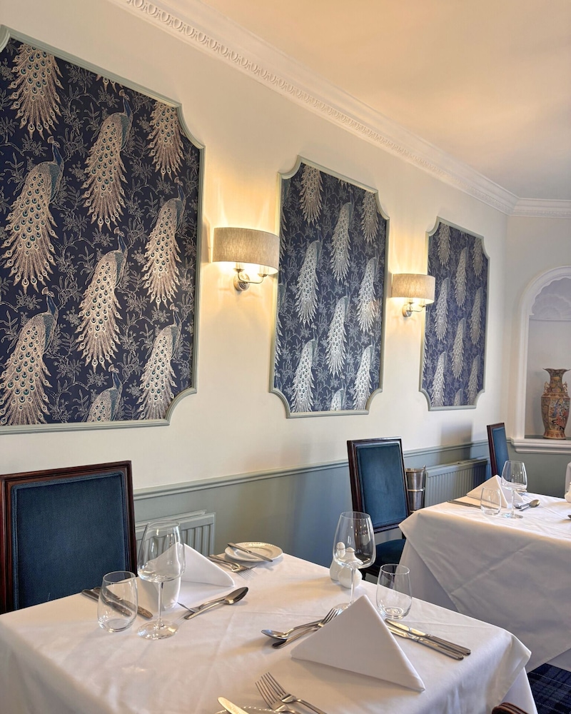 Corse Lawn House Hotel 41/49