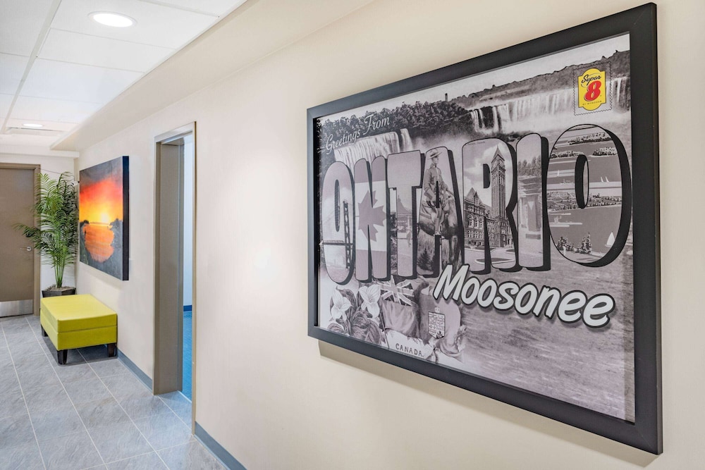 Super 8 by Wyndham Moosonee 10/50