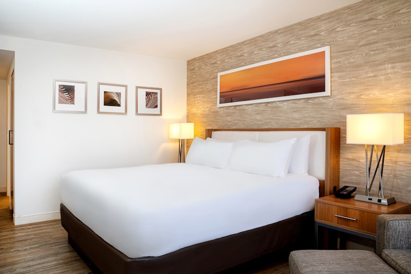 DoubleTree by Hilton Kitchener 7/36