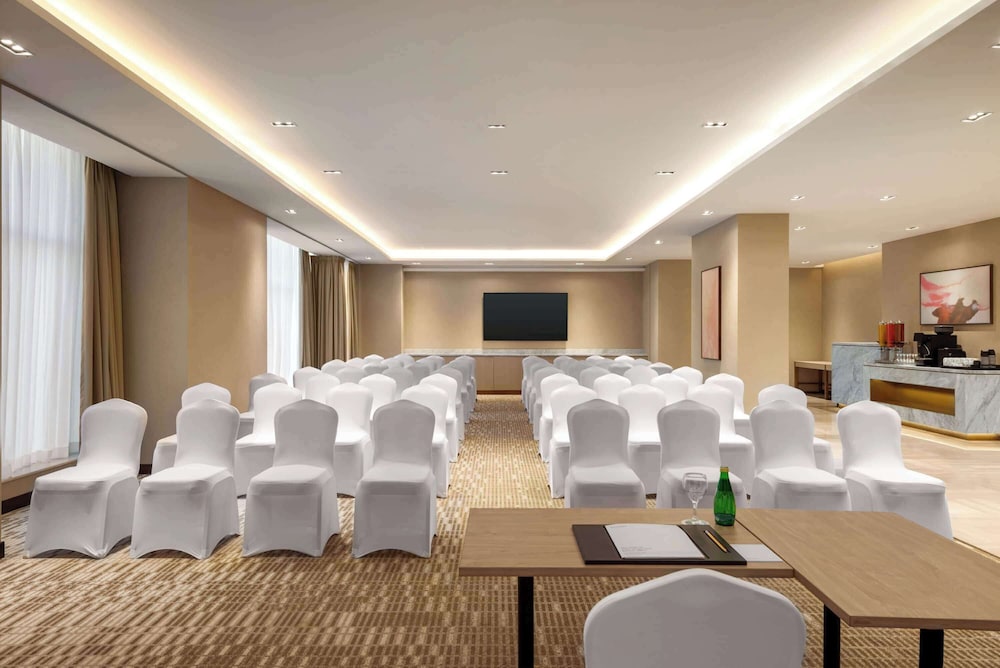 فندق رمادا من ويندام طريق الملك فهد(Ramada by Wyndham Hotel King Fahd Road) 23/31