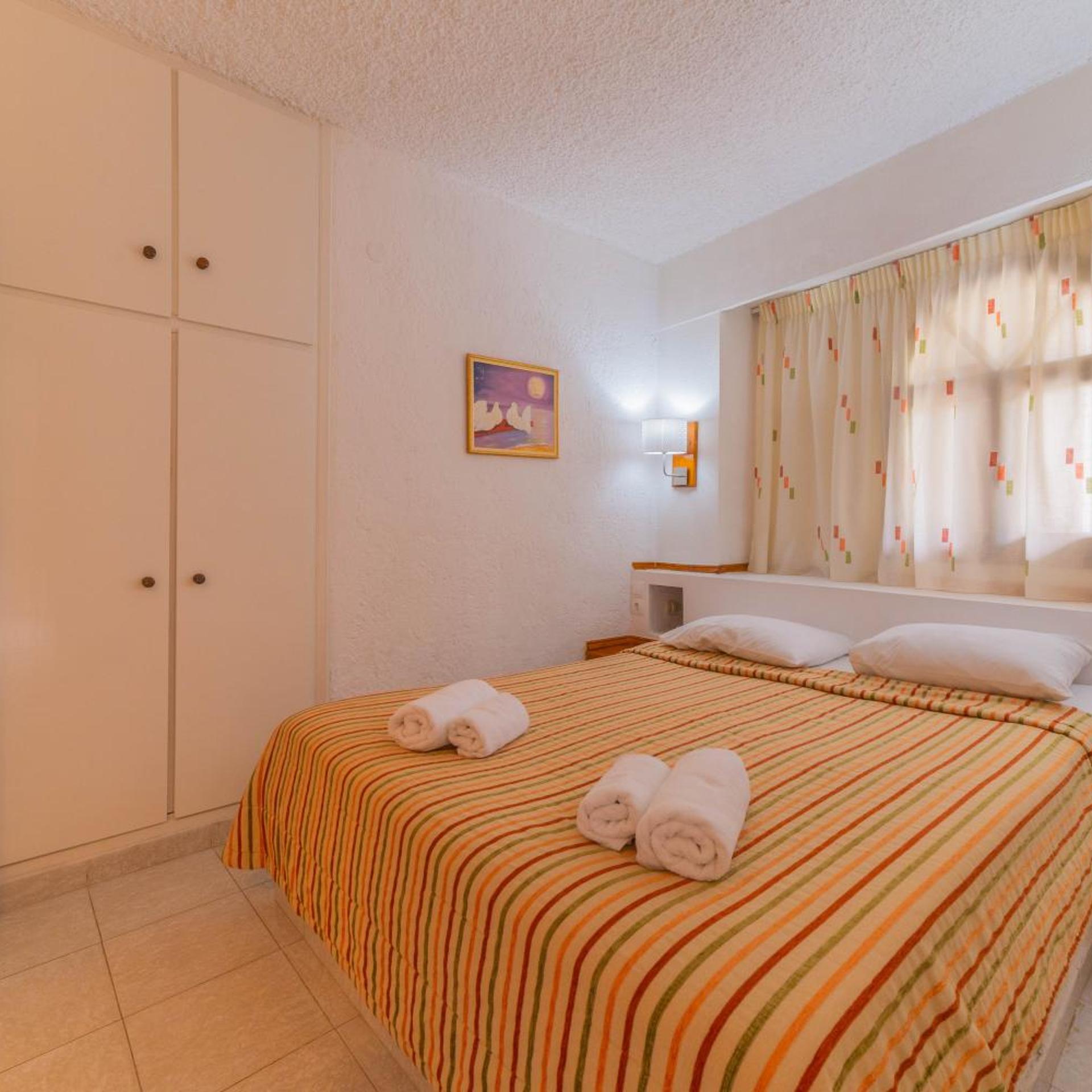 شقة، Kastro Studios And Apartments 2/5