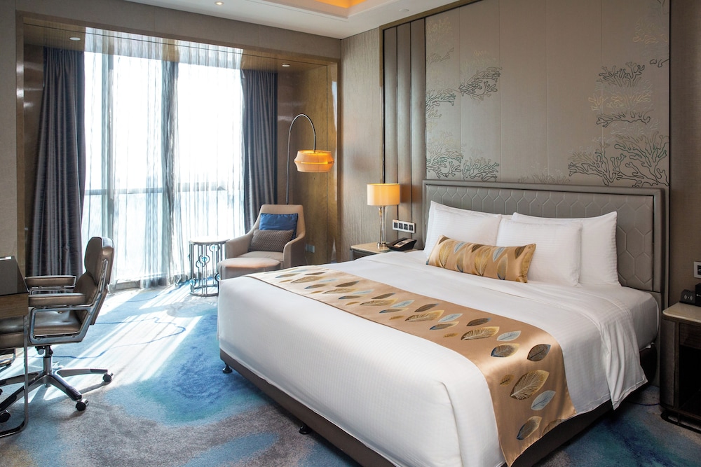 Pullman Yantai Center 11/50