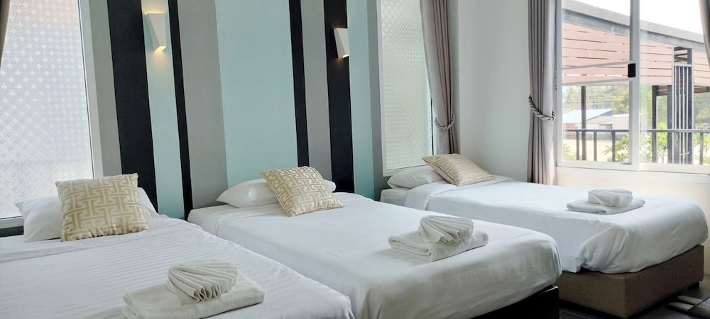 Villa Rajapruek 15/50
