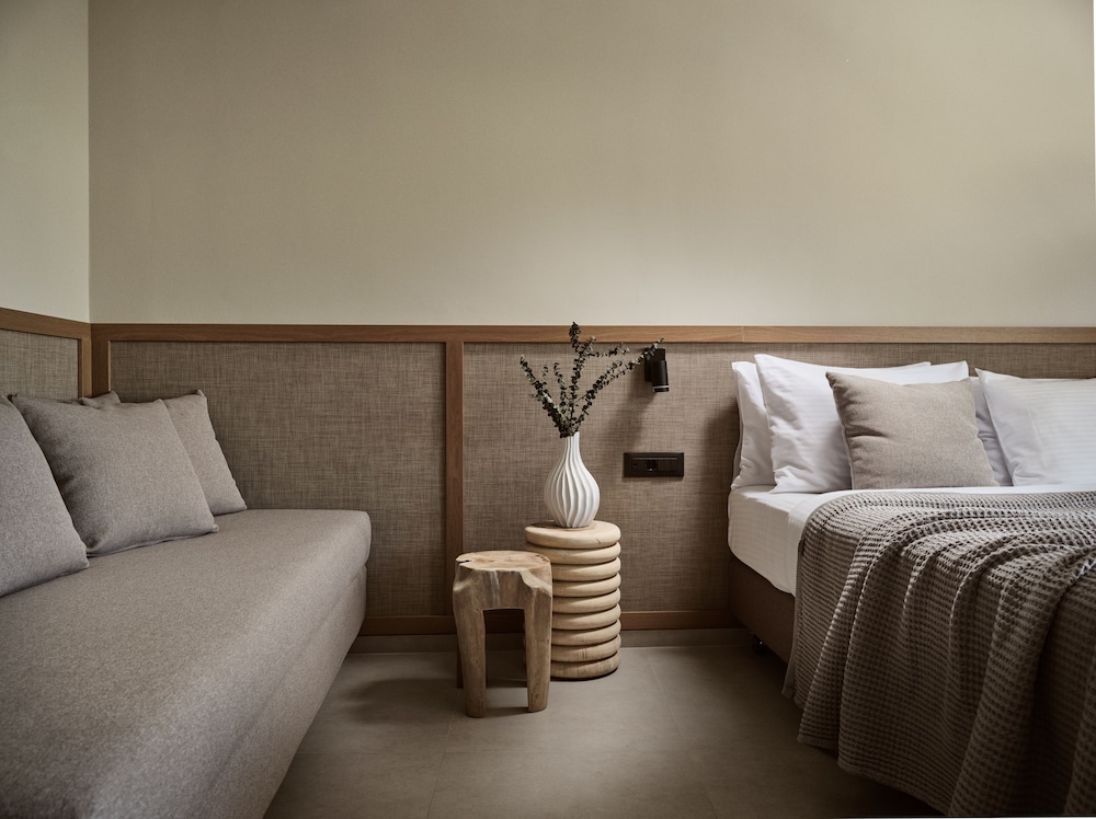 Plus, Superior, Twin Beds, Sofa