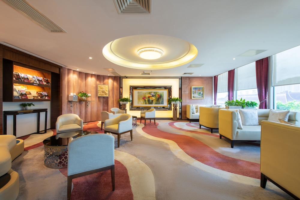 L Hotel Changsheng 49/62