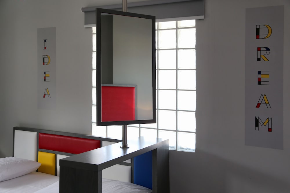 ArchitectoniKa Design Hotel 3/61