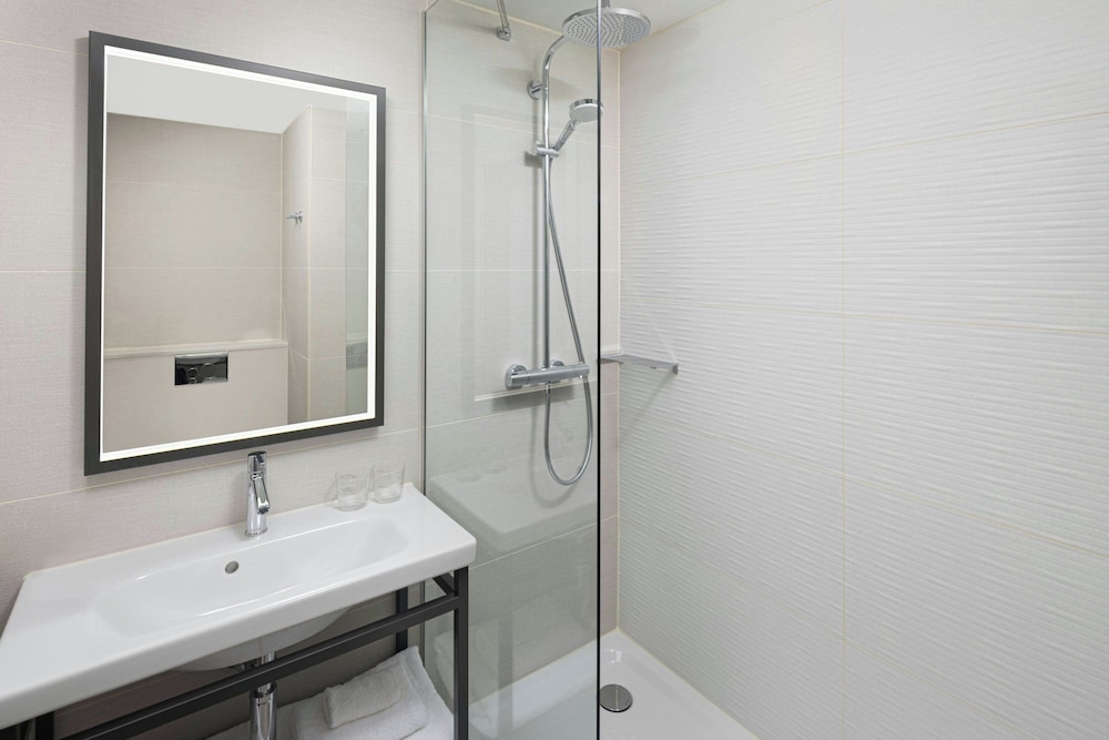 AC Hotel by Marriott Glasgow 49/50