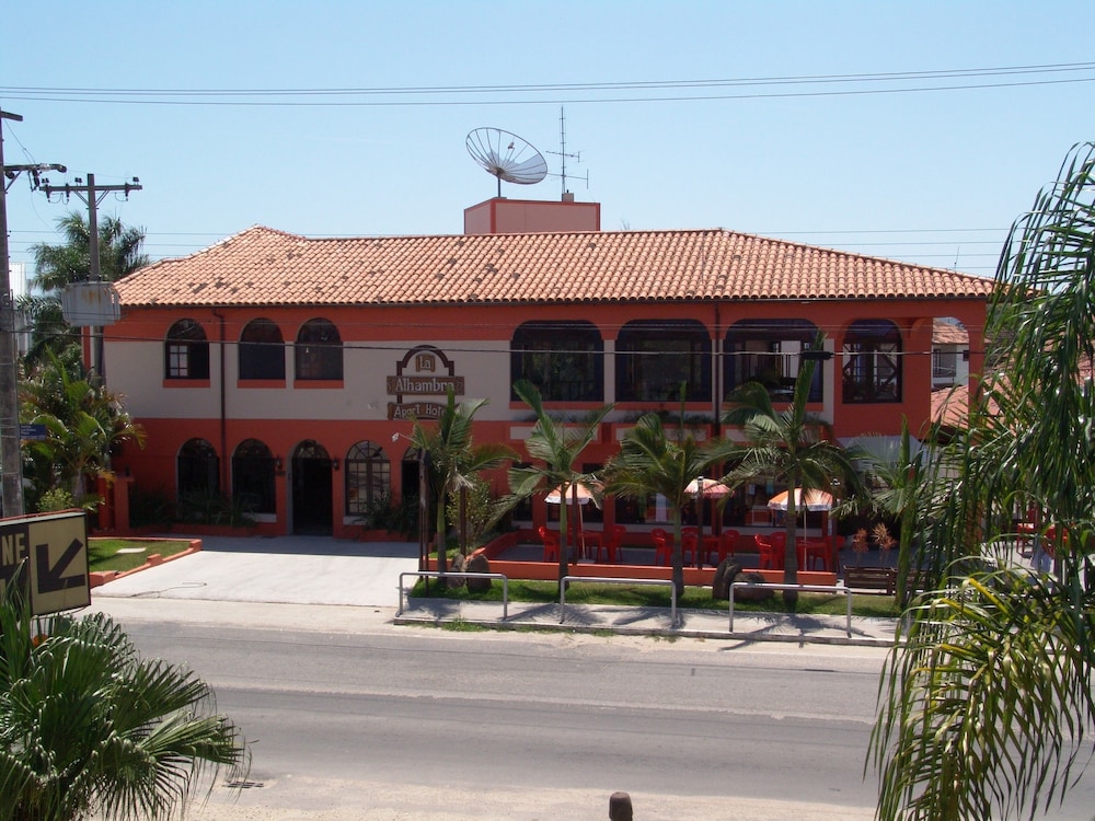 La Alhambra Apart Hotel 4/64