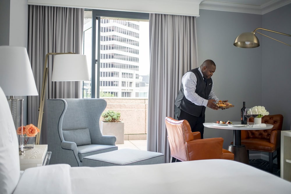Four Seasons Hotel Atlanta 40/73