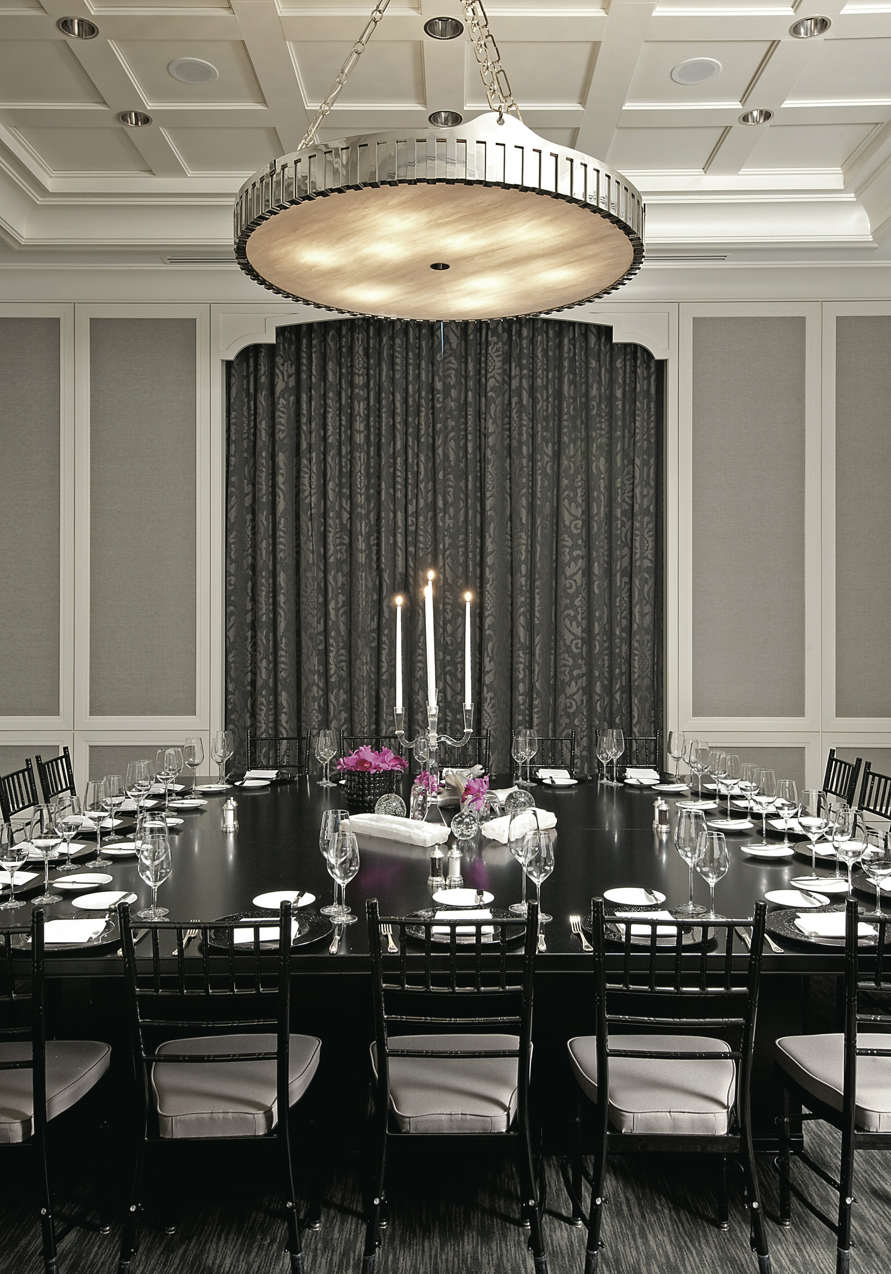Waldorf Astoria Chicago 88/99